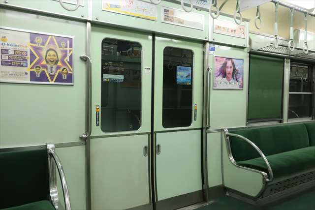 京阪2200系車内