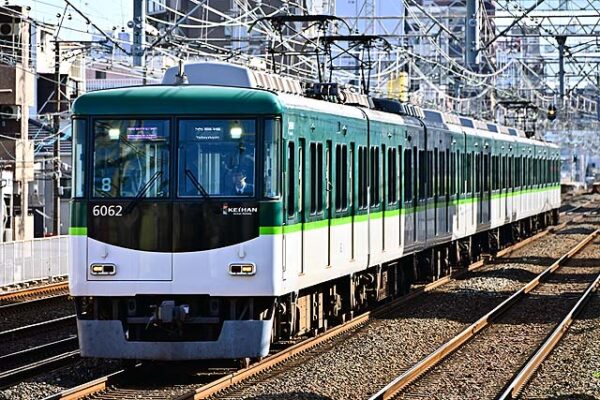 6012F通勤快速急行淀屋橋
